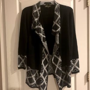 Women’s Black & White Cardigan Sweater Sz XL